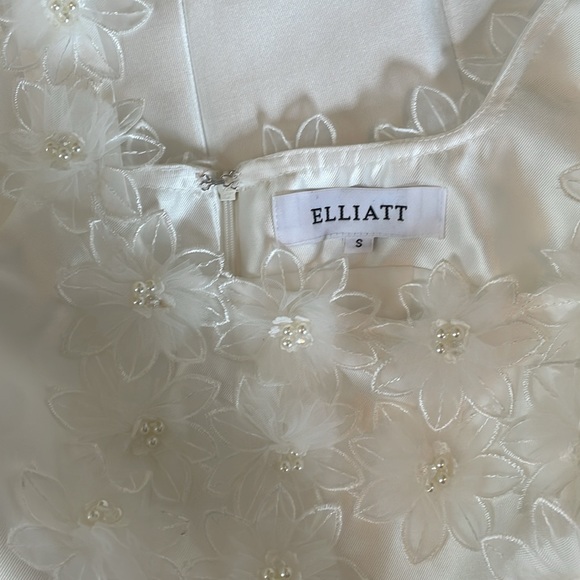 ELLIATT Elder Dress S - Picture 4 of 11